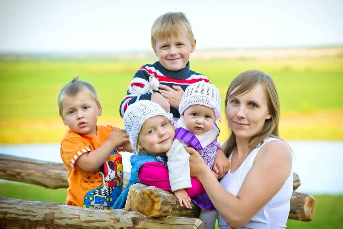 <span style="font-weight: bold;">«Помощь Малообеспеченным и многодетным семьям»</span>